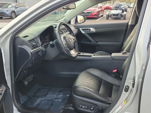 Used 2012 Lexus CT 200h Premium w/ Premium Audio Pkg image 15