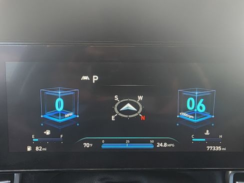 Used 2021 Hyundai Elantra Limited image 21