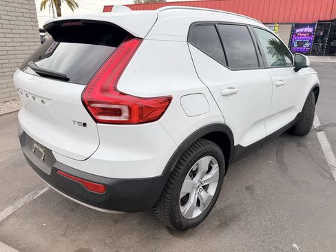 Used 2019 Volvo XC40 T5 Momentum AWD/4WD image 7
