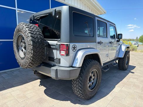 Used 2014 Jeep Wrangler Unlimited Sport AWD/4WD image 7