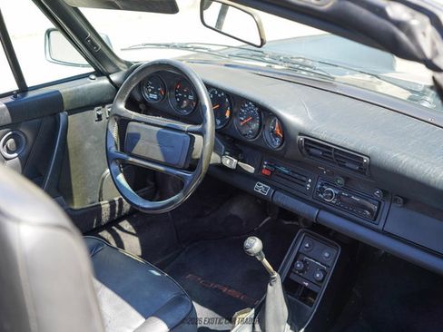 Used 1987 Porsche 911 Carrera RWD image 47