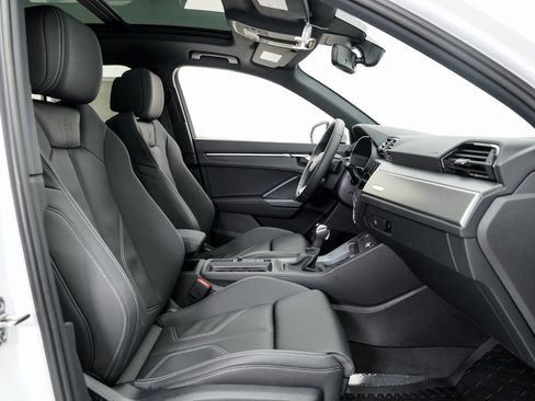 New 2025 Audi Q3 2.0T Premium image 21