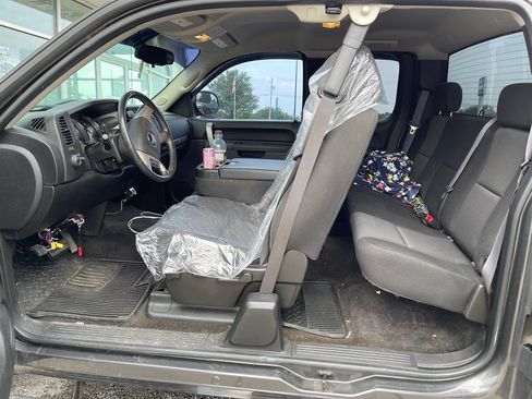 Used 2011 GMC Sierra 1500 SLE w/ Power Tech Package AWD/4WD image 6