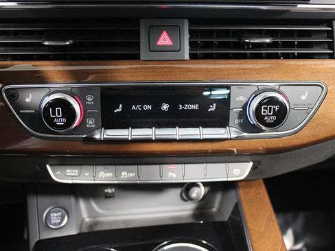 Used 2023 Audi A4 2.0T Premium w/ Convenience Package AWD/4WD image 21