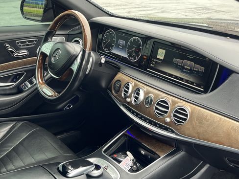 Used 2016 Mercedes-Benz S 550 4MATIC Sedan image 16