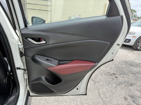 Used 2018 MAZDA CX-3 Touring w/ Preferred Equipment Package FWD image 22