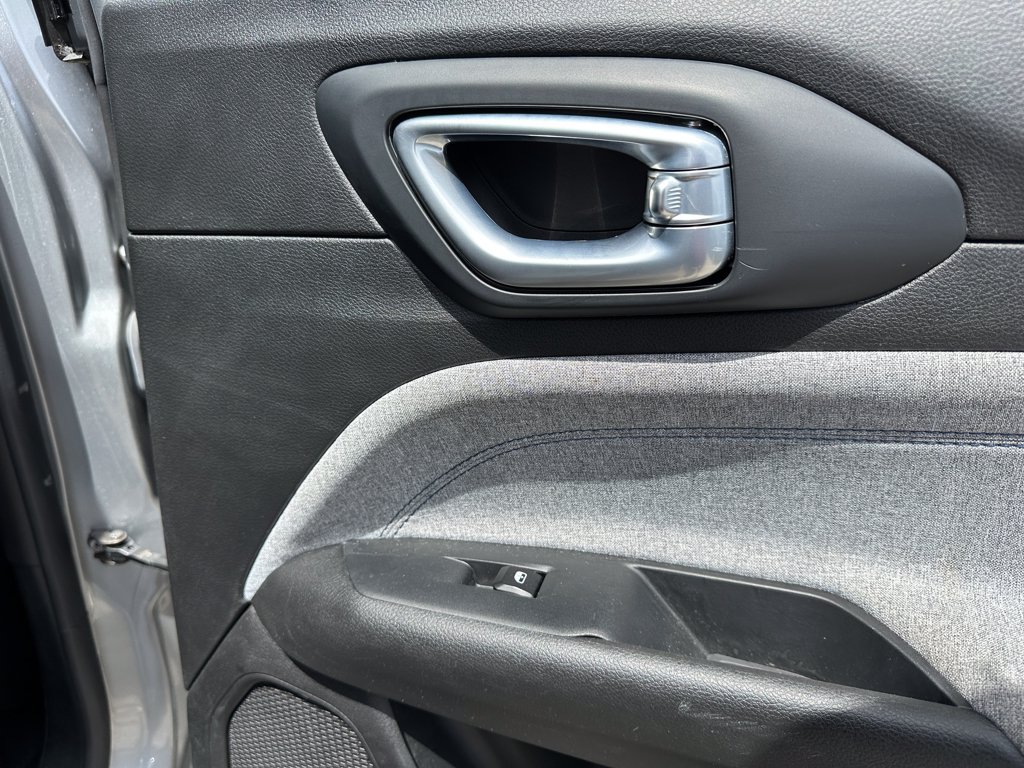 Used 2023 Jeep Compass Sport AWD/4WD image 18