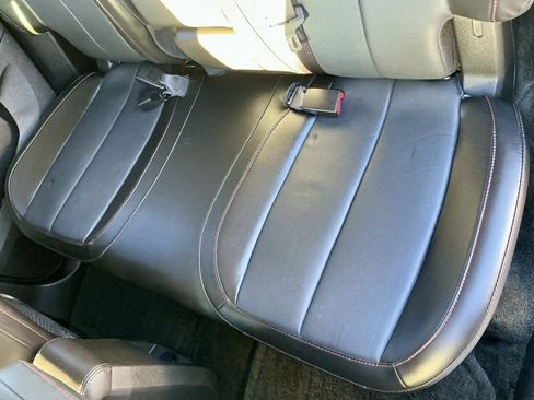 Used 2017 Chevrolet Equinox Premier w/ Enhanced Convenience Package image 29