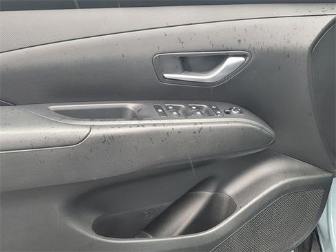 Used 2023 Hyundai Santa Cruz SEL Premium image 13