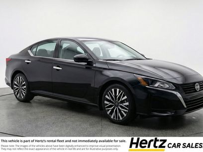 Used 2025 Nissan Altima 2.5 SV