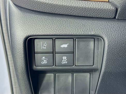 Used 2020 Honda CR-V Touring image 10