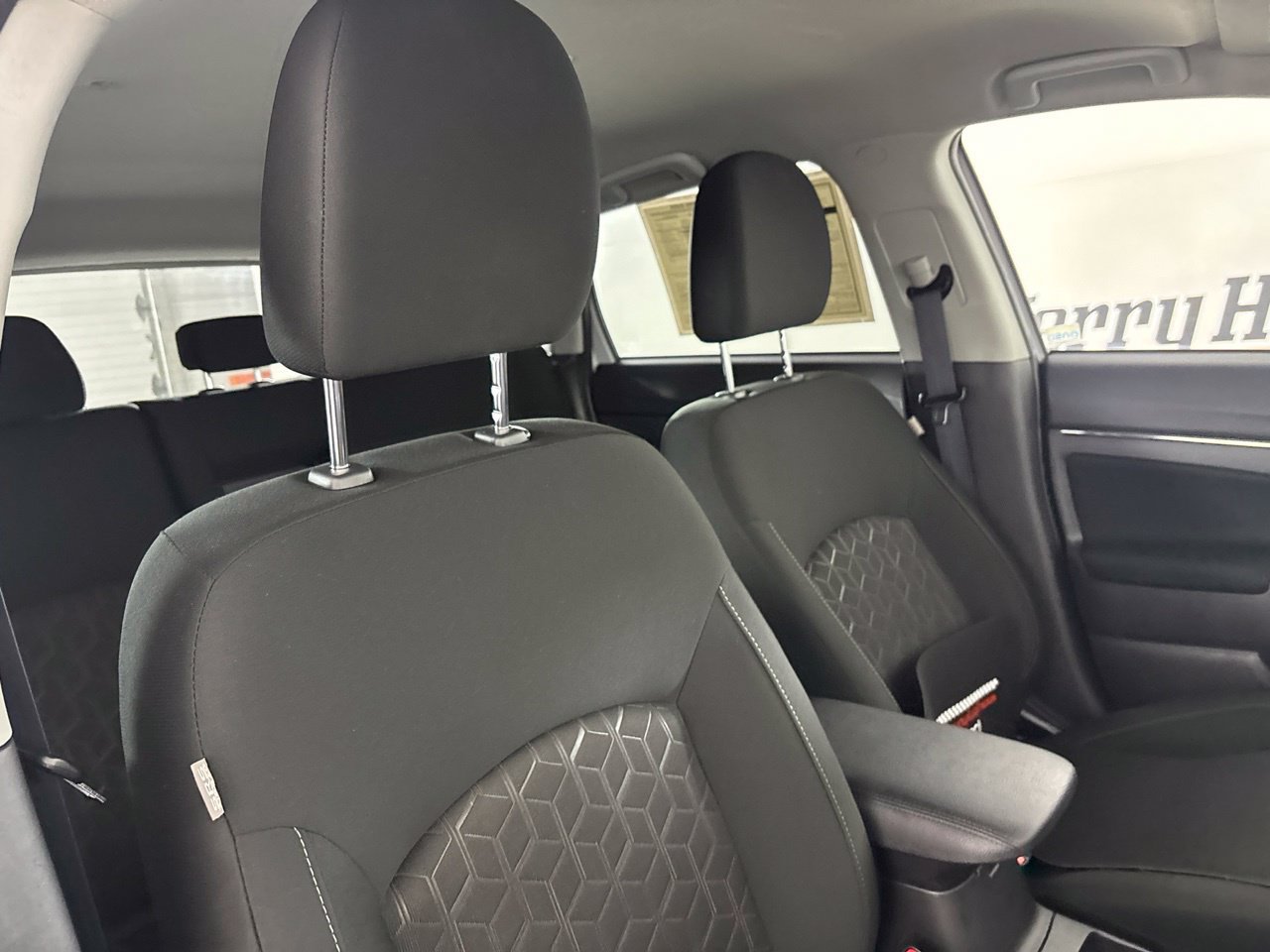 Used 2024 Mitsubishi Outlander Sport AWD image 28