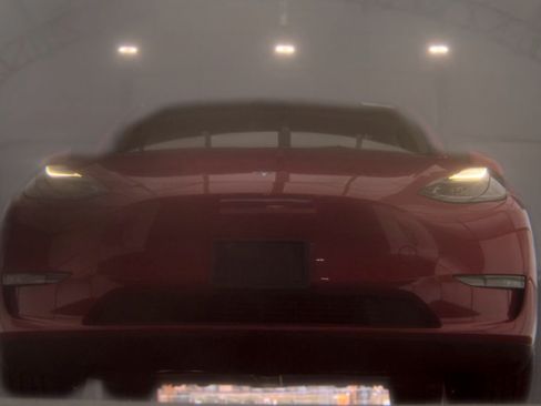 Used 2023 Tesla Model Y Long Range AWD/4WD image 15