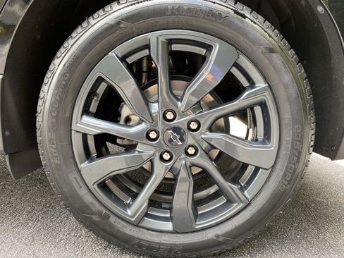 Used 2023 Chevrolet Equinox RS AWD/4WD image 39