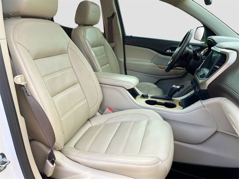 Used 2018 GMC Acadia Denali w/ Technology Package image 31