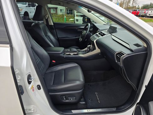 Used 2016 Lexus NX 200t FWD image 30