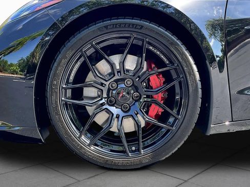Used 2025 Chevrolet Corvette Z06 image 10