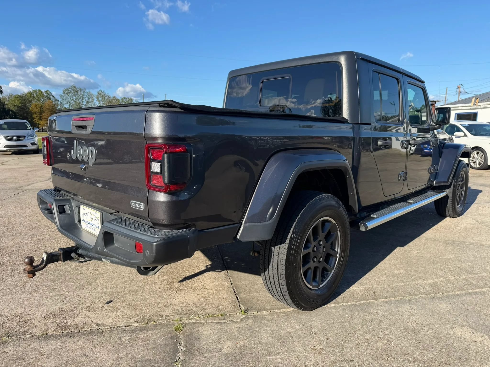 Used 2020 Jeep Gladiator Overland w/ Dual Top Group AWD/4WD image 4