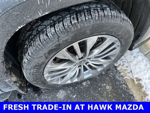 Used 2022 Toyota Highlander Platinum image 10