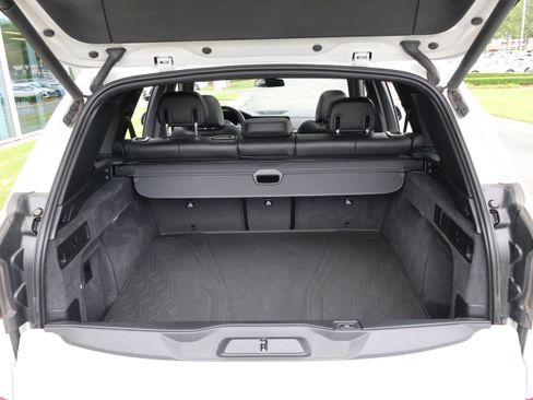 Used 2023 BMW X5 sDrive40i w/ M Sport Package RWD image 38