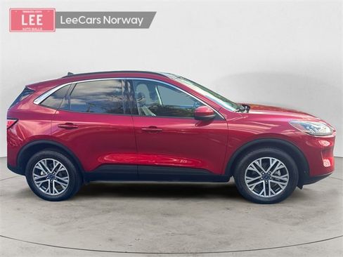 Used 2021 Ford Escape SEL w/ Technology Package image 6