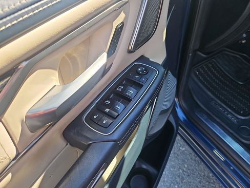 Used 2019 RAM 1500 Limited AWD/4WD image 10
