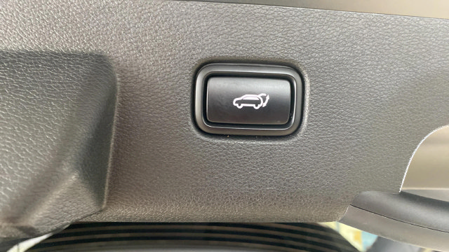 Used 2023 Kia Sportage SX AWD/4WD image 11