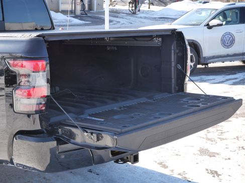 Used 2024 Nissan Frontier PRO-4X w/ Pro Convenience Package image 18