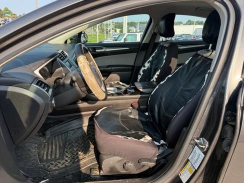 Used 2016 Ford Fusion S FWD image 15
