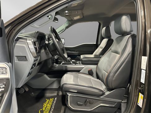 Used 2024 Ford F150 Lariat w/ Mobile Office Package image 20