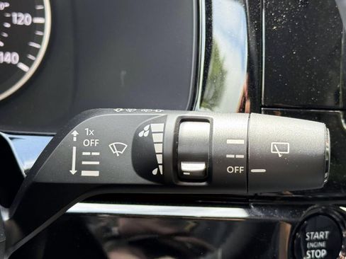 Certified 2025 Nissan Pathfinder SL AWD/4WD image 30
