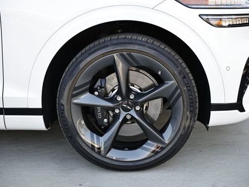 Certified 2026 Genesis GV70 2.5T Sport Prestige image 5