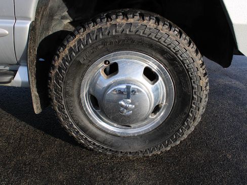 Used 2004 Dodge Ram 3500 Truck SLT w/ Sport Appearance Group image 22