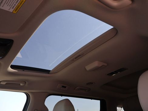 New 2026 Kia Carnival SX Prestige FWD image 38
