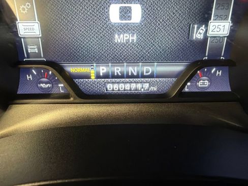 Used 2019 RAM 1500 Limited AWD/4WD image 22