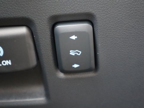 Used 2024 Ford Expedition Limited image 31