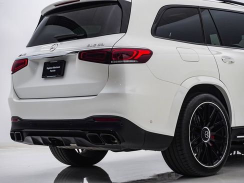 Used 2023 Mercedes-Benz GLS 63 AMG 4MATIC image 12
