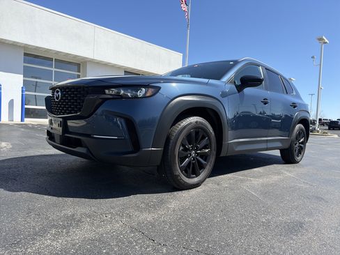 Used 2023 MAZDA CX-50 2.5 S w/ Preferred Plus Pkg image 2