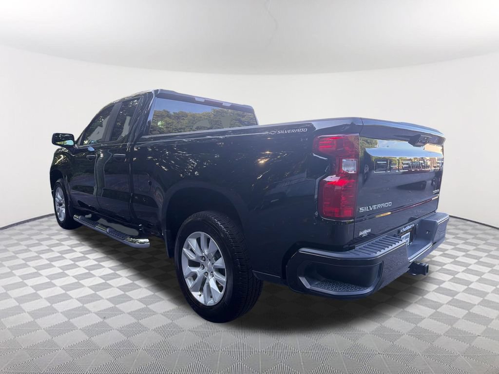 Used 2025 Chevrolet Silverado 1500 Custom RWD image 7