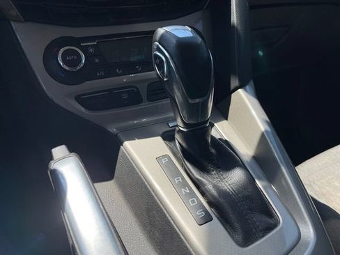 Used 2012 Ford Focus SEL FWD image 22
