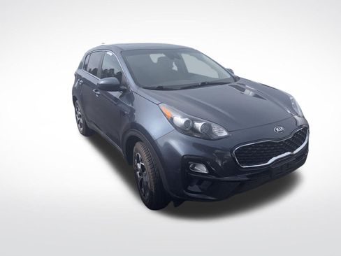 Used 2022 Kia Sportage LX image 3