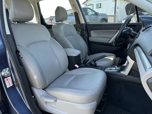 Used 2014 Subaru Forester 2.5i image 10