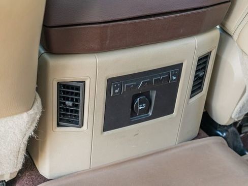 Used 2014 RAM 2500 Laramie w/ Convenience Group image 38