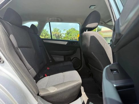 Used 2018 Subaru Outback 2.5i AWD/4WD image 31