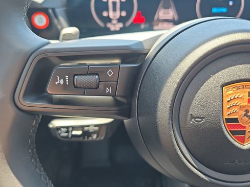 New 2026 Porsche Cayenne Coupe AWD/4WD image 24