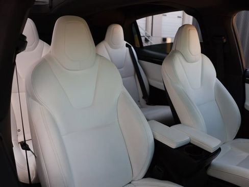 Used 2018 Tesla Model X 100D AWD/4WD image 19