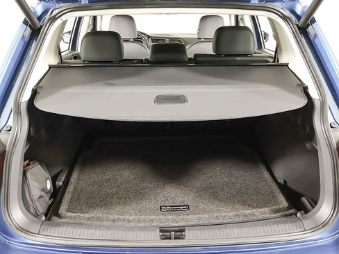 Used 2019 Volkswagen Tiguan SEL image 21