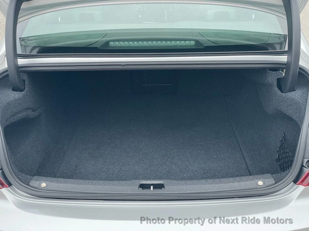 Used 2017 Volvo S90 T5 Momentum w/ Vision Package FWD image 12