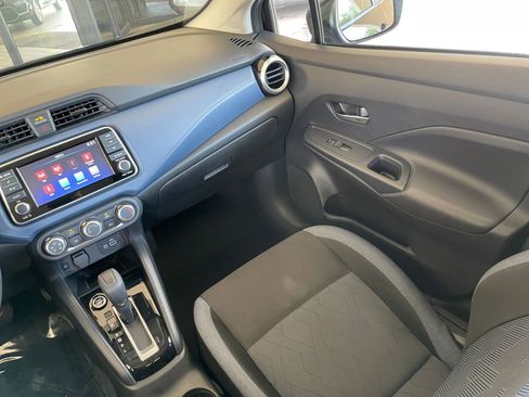Used 2025 Nissan Versa SV image 33
