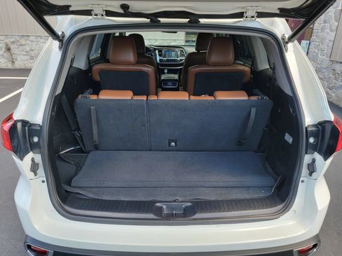 Used 2017 Toyota Highlander AWD V6 image 15
